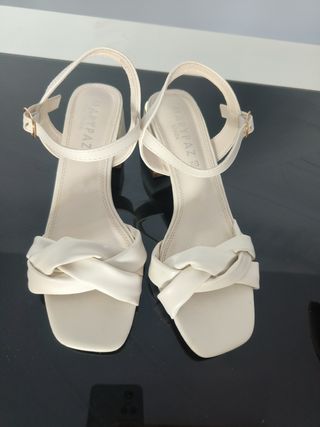 Sandalias tacón ancho beige/blanco talla 38