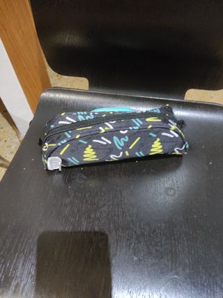 Estuche infantil - Negro & Verde Agua