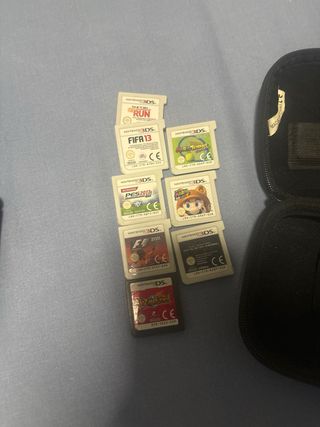 Nintendo 3DS negra + 7 juegos + funda