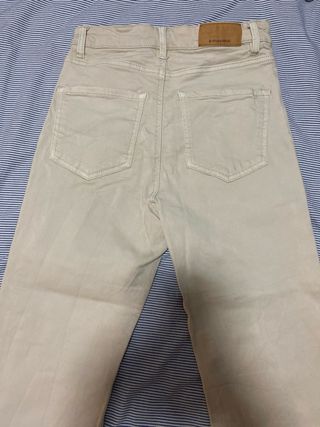 Pantalones campana beige