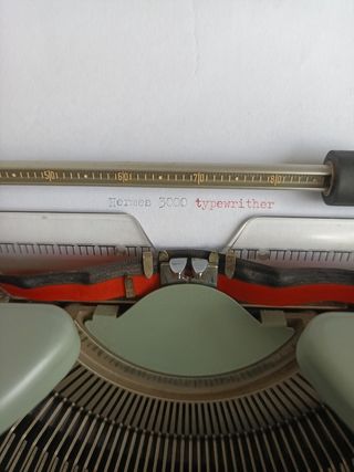 Máquina de escrever Hermes 3000 - Verde