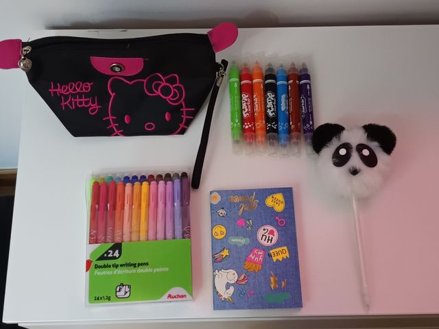 Lote escolar: rotuladores, estuche, bolígrafo