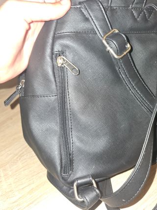 Mochila Kuromi Sanrio negra
