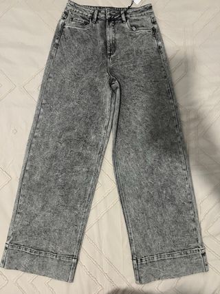 Jeans rectos grises