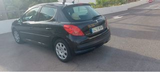 Peugeot 207 2007