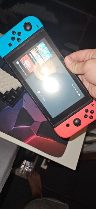 Nintendo Switch Azul y Rojo