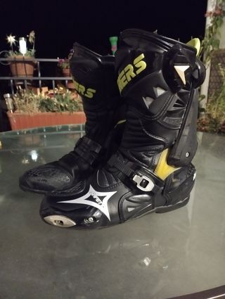 BOTAS RAINERS 999 GP - carretera
