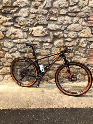 Bicicleta montaña KTM Myroon carbono