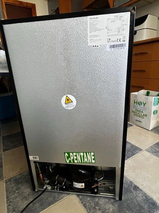 Nevera Cecotec 90L - Acero inoxidable