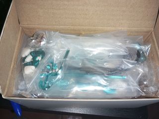 Saint Seiya Myth Cloth Ex  June de Camaleón