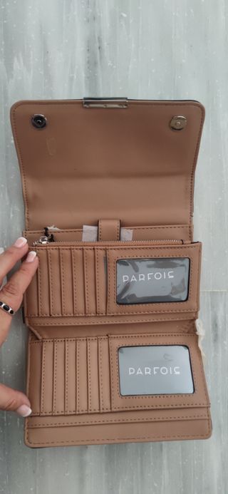 Cartera parfois beige y marrón