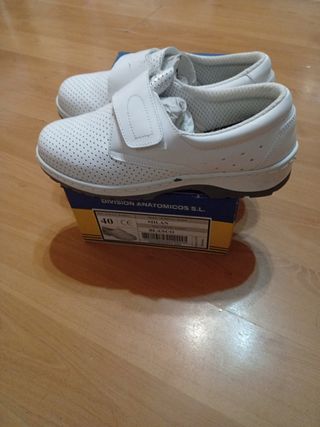 Zapatos seguridad Milan 40 blancos