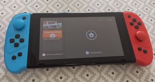 Nintendo Swith original con base de conexión