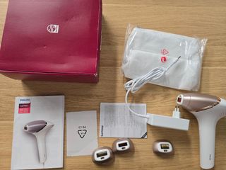 Philips Lumea IPL 8000 - Depiladora philips Bri948