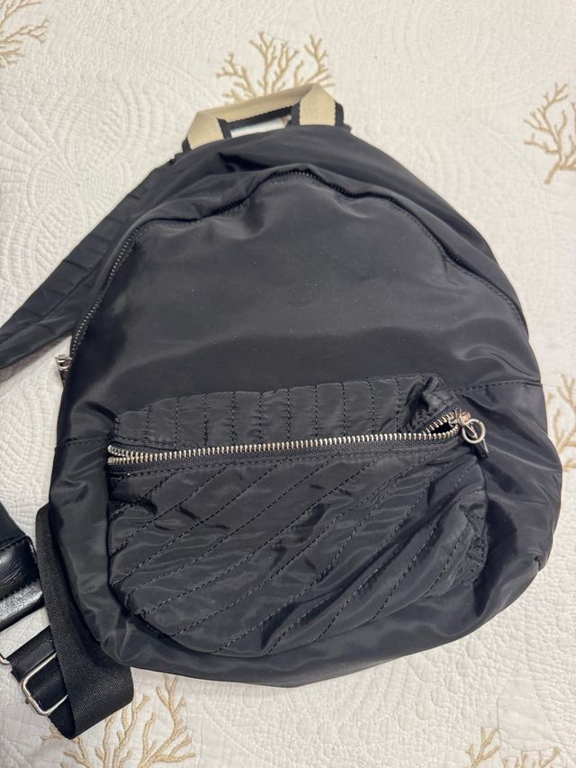 2 Mochilas negras 5€