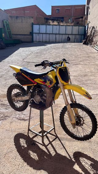 Motocross Suzuki RM 85