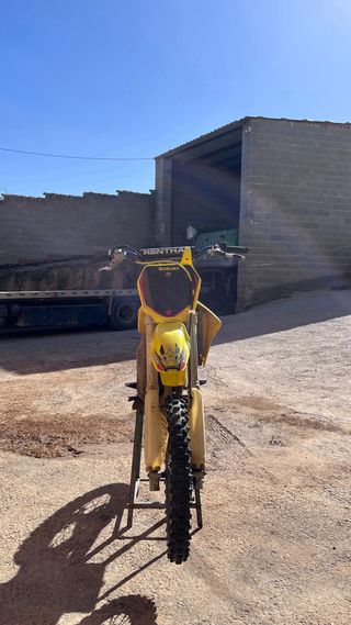 Motocross Suzuki RM 85