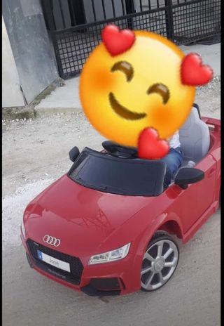 Coche eléctrico infantil Audi TT