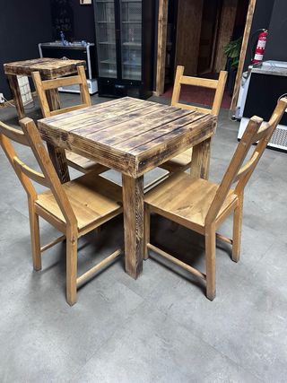 Mesa madera rústica - Cafetería
tengo 7 unidades 