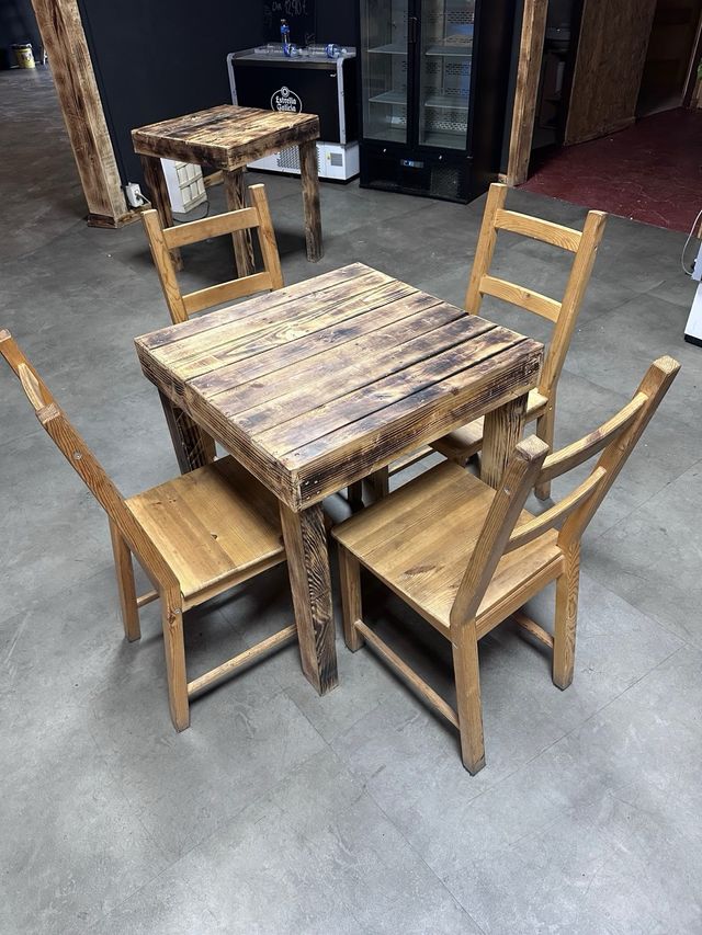 Mesa madera rústica - Cafetería
tengo 7 unidades