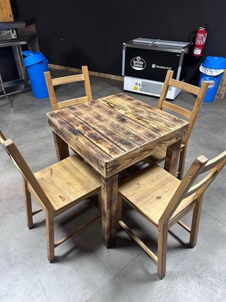 Mesa madera rústica - Cafetería
tengo 7 unidades 