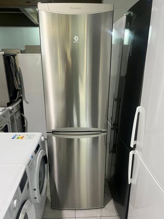 Nevera marca Balay acero inoxidable