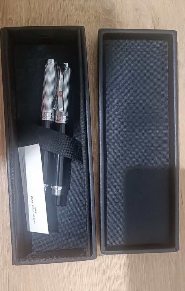 Penne Balenciaga - 2 pezzi