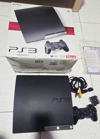 PS3 Slim negra + 15 juegos