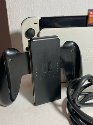 Nintendo Switch OLED Pokémon Escarlata NEGOCIABLE