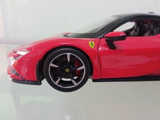 Ferrari SF90 Stradale - Coche escala 1/24