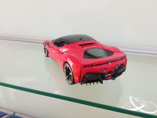 Ferrari SF90 Stradale - Coche escala 1/24