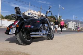 SUZUKI INTRUDER C1800 - Moto
