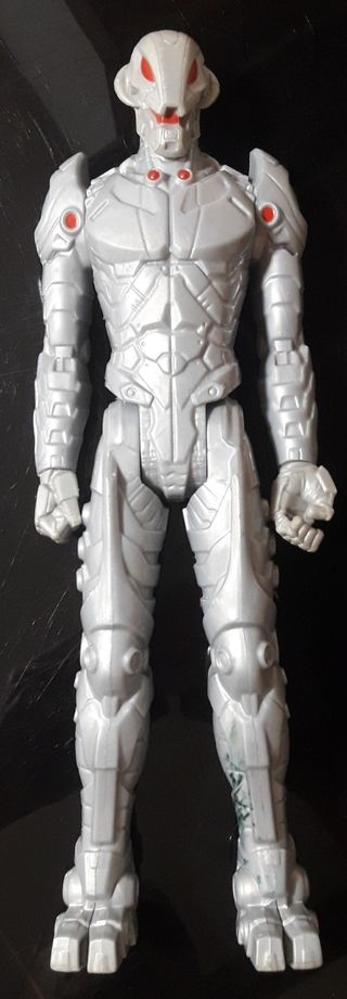 Figura Ultron Marvel
