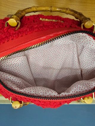 Bolso crochet rojo hecho a mano
