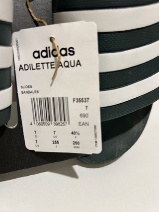 Chanclas Adidas - Negras y Blancas