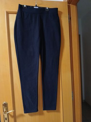 Pantalón negro elástico
