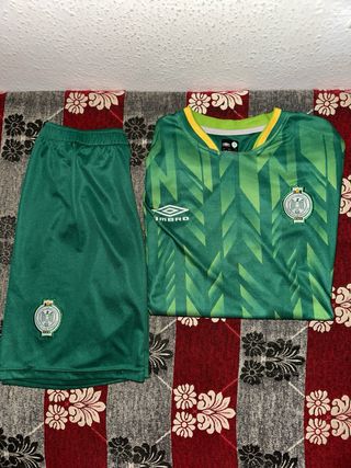 Chándal Umbro verde - Talla niño