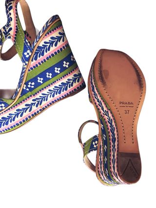 Sandalias Prada cuña multicolor