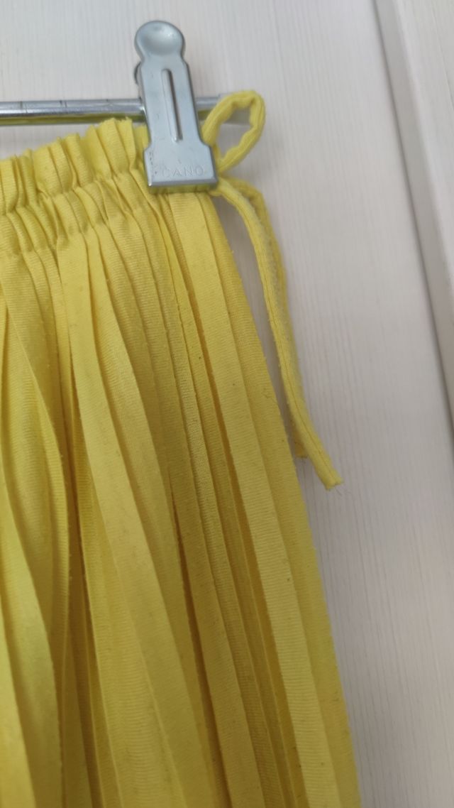 Pantalón ancho plisado niña Zara Talla 10 años 