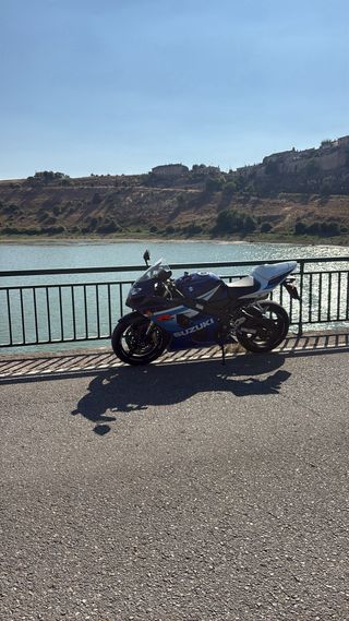 Suzuki GSXR 600 - 17.000km
