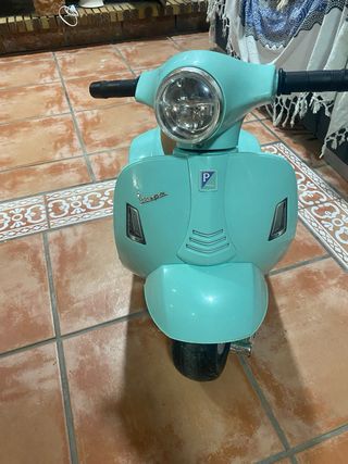 Vespa Eléctrica Infantil