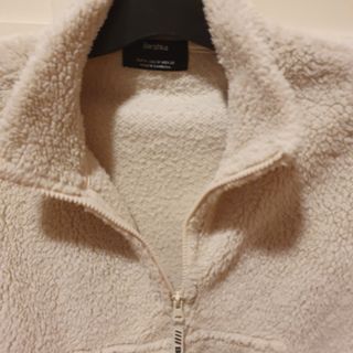 Sudadera Bershka talla M  beige