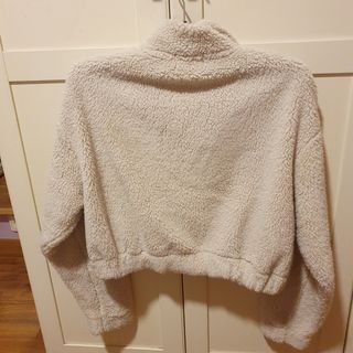 Sudadera Bershka talla M  beige