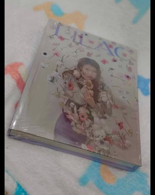 Álbum IU Lilac