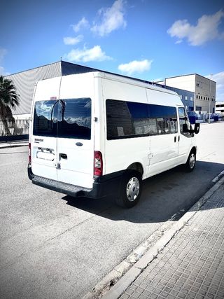 Ford Transit 2011