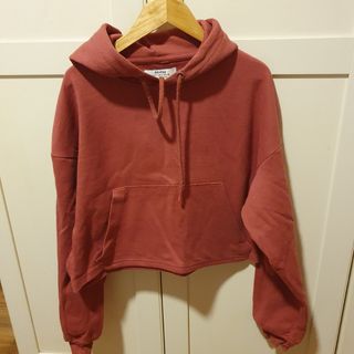 Sudadera Bershka roja talla S