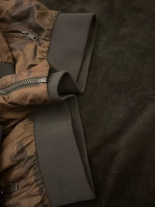 Chaqueta militar marrón