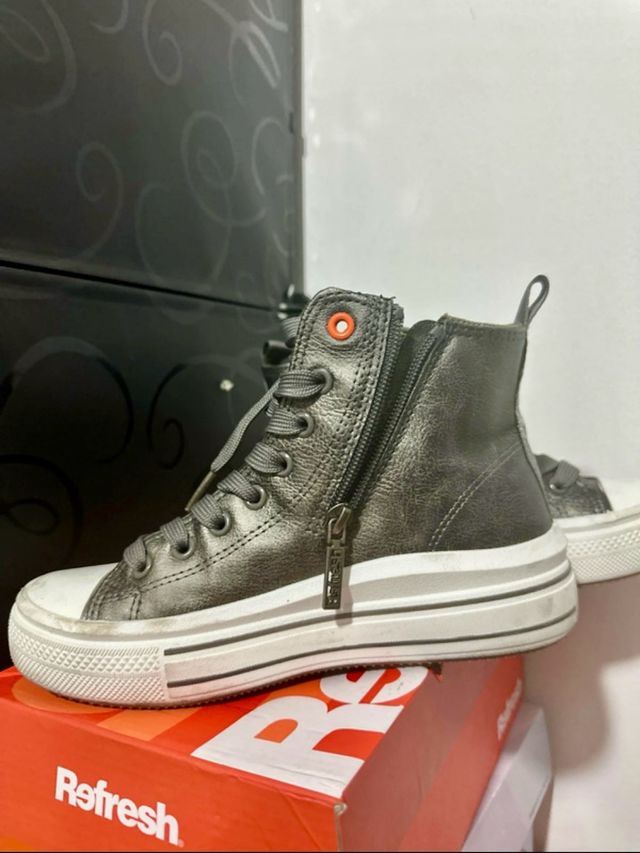 Botines plataforma grises