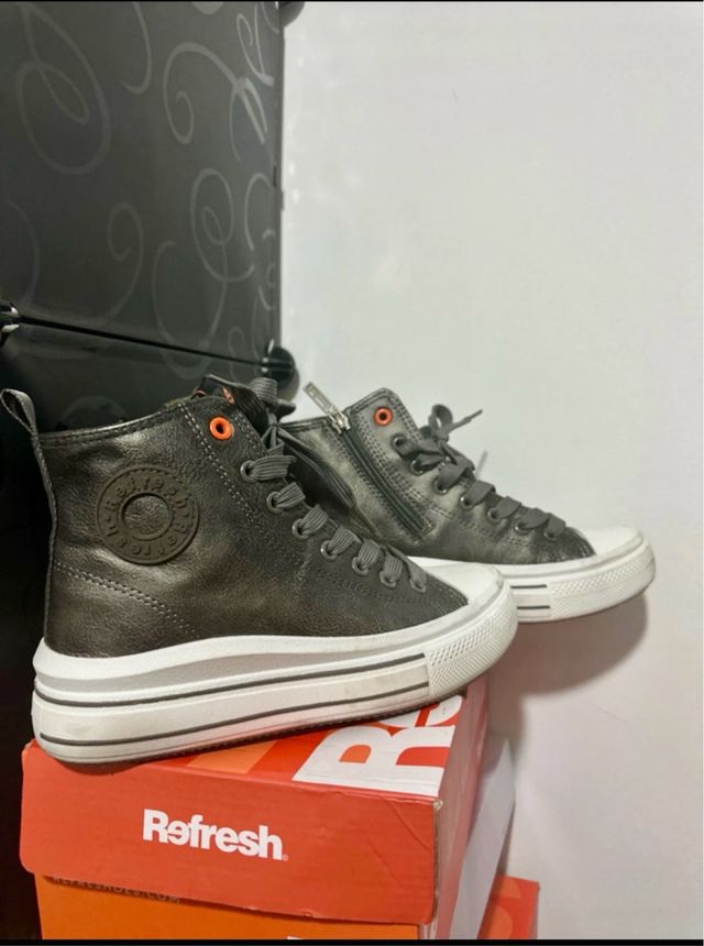 Botines plataforma grises