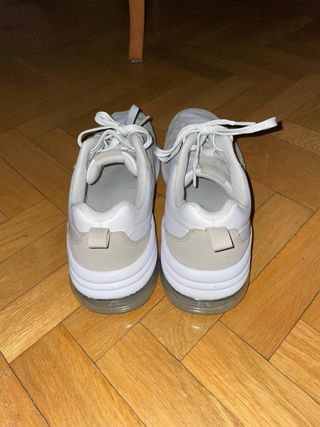 Zapatillas Pull&Bear beige/blancas